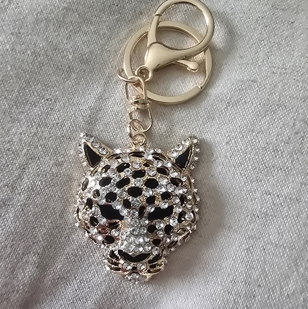 Leopard 🐆 charm/Keychain New - Picture 4 of 5